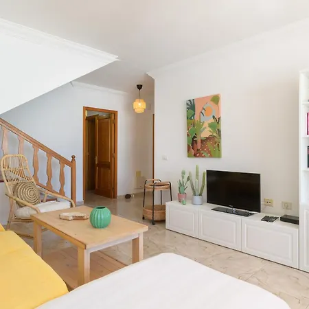 Eric With A Private Stunning Heated Pool Villa Puerto del Carmen (Lanzarote)