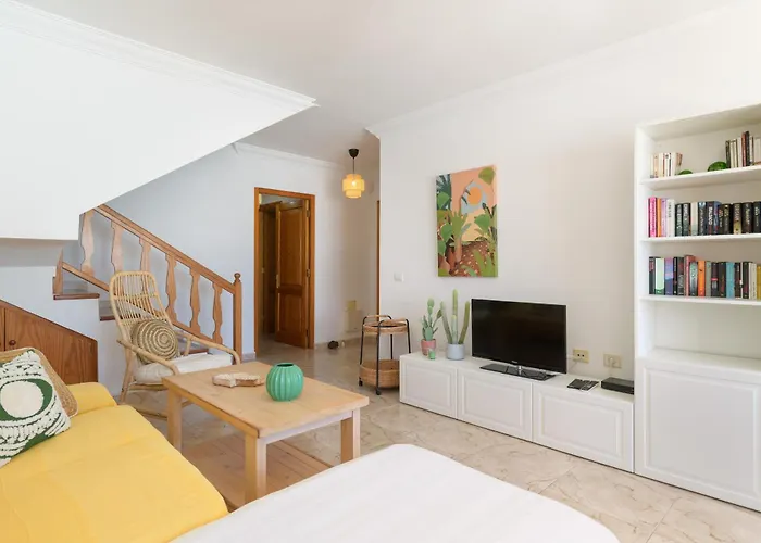 Eric With A Private Stunning Heated Pool Villa Puerto del Carmen (Lanzarote)