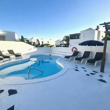 Eric With A Private Stunning Heated Pool Villa