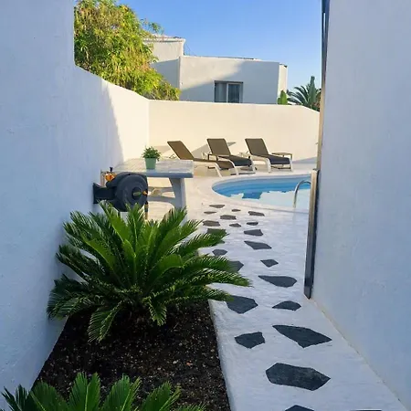 Eric With A Private Stunning Heated Pool Villa *