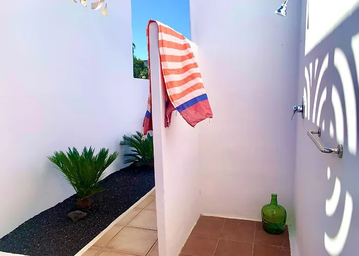 Eric With A Private Stunning Heated Pool Villa Puerto del Carmen (Lanzarote)